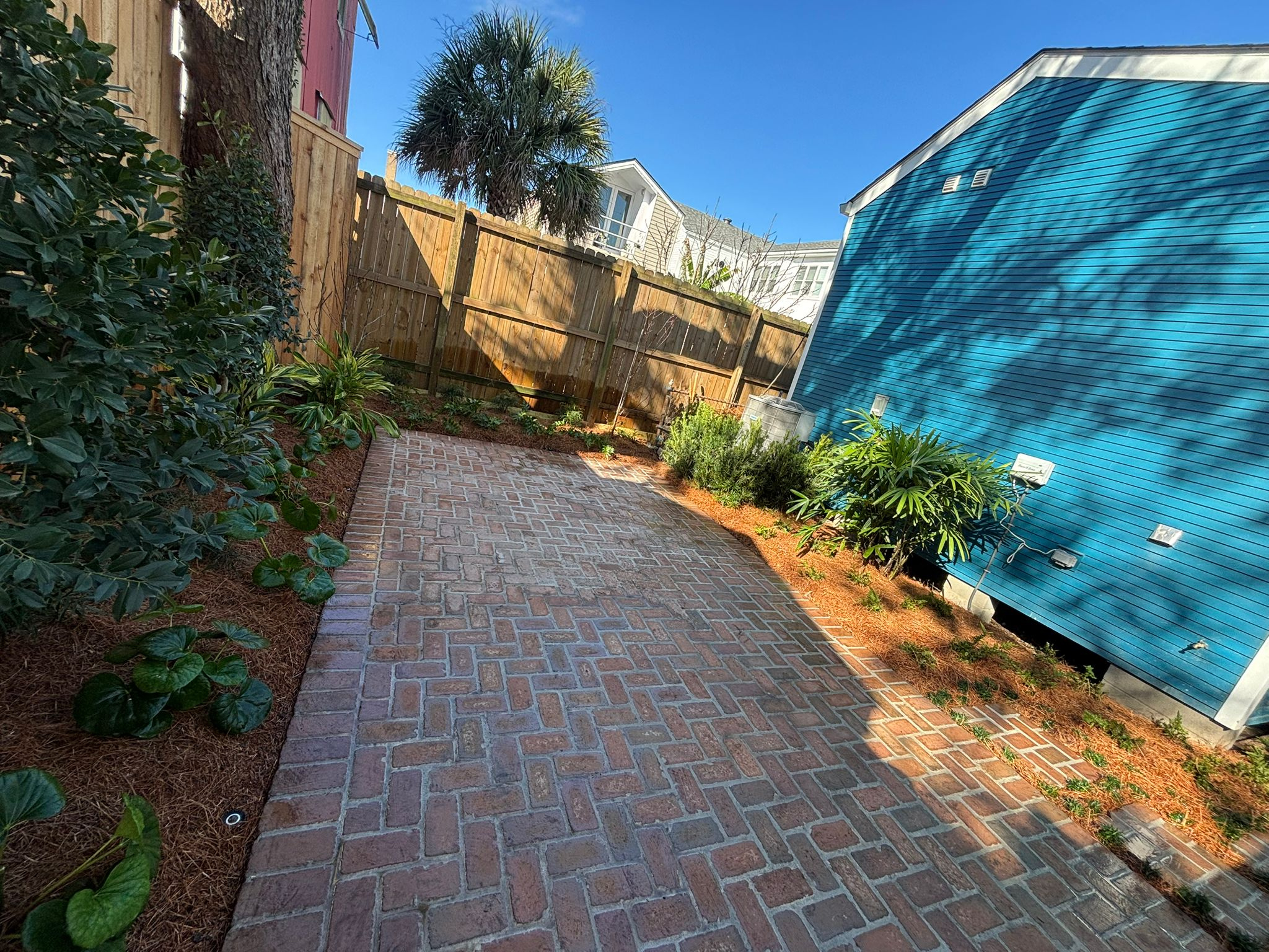 after-irish-channel-garden-with-patio